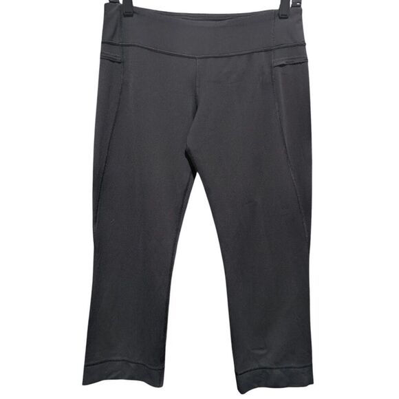 LULULEMON ATHLETICA Groove Crop In Black Size 8 - Picture 3 of 4